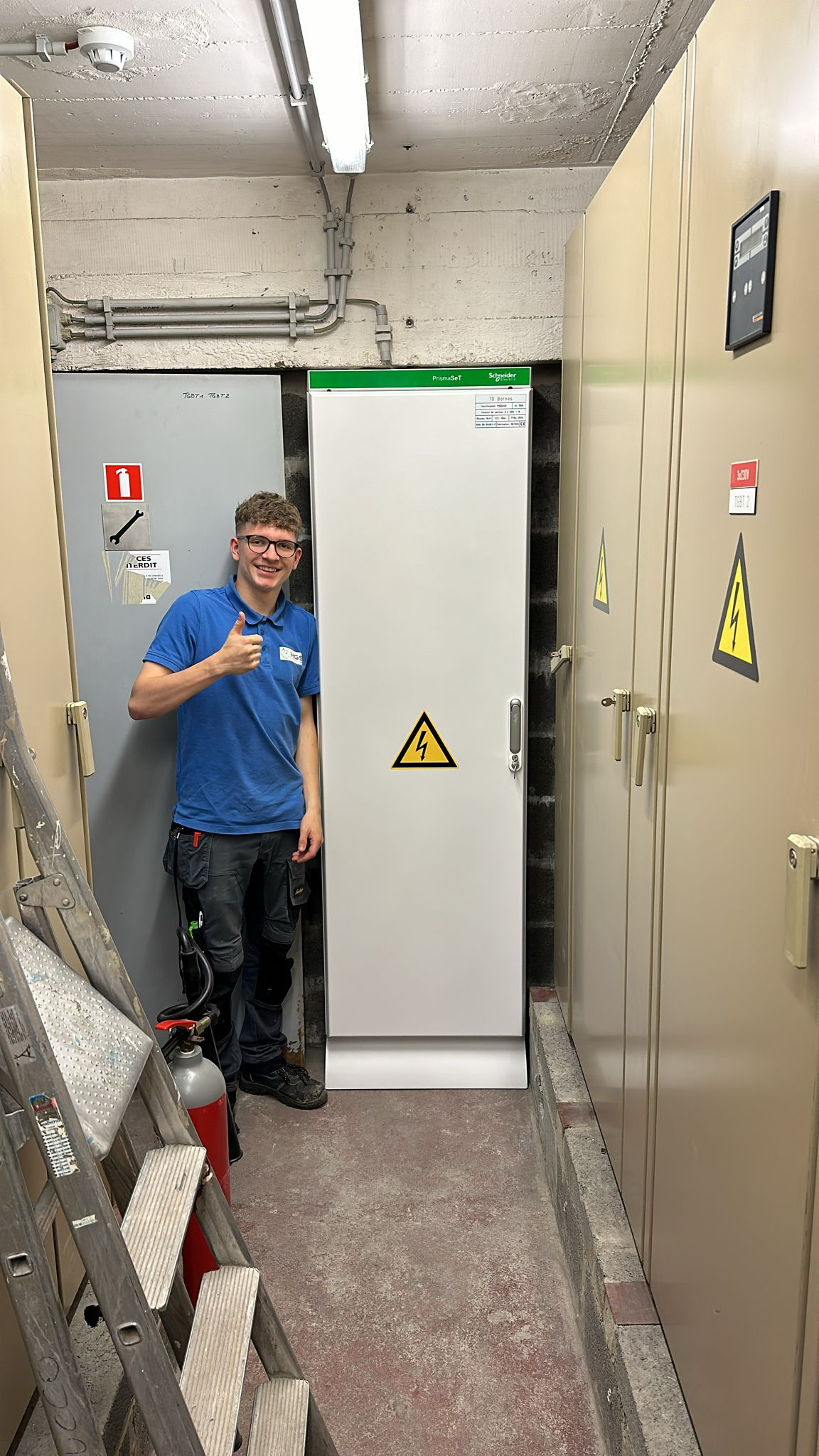 Armoire électrique destinée à l’alimentation de bornes de recharge